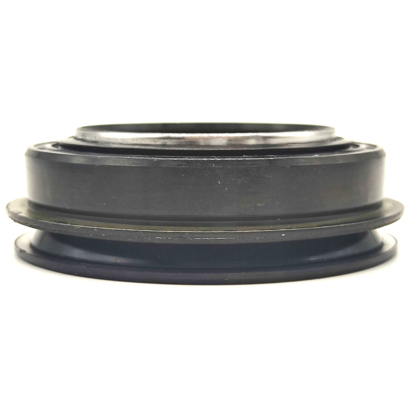 Front Axle Oil Seal 34070-13370 for Kubota Tractor L4400H L4310DT-GST-C/HST-C