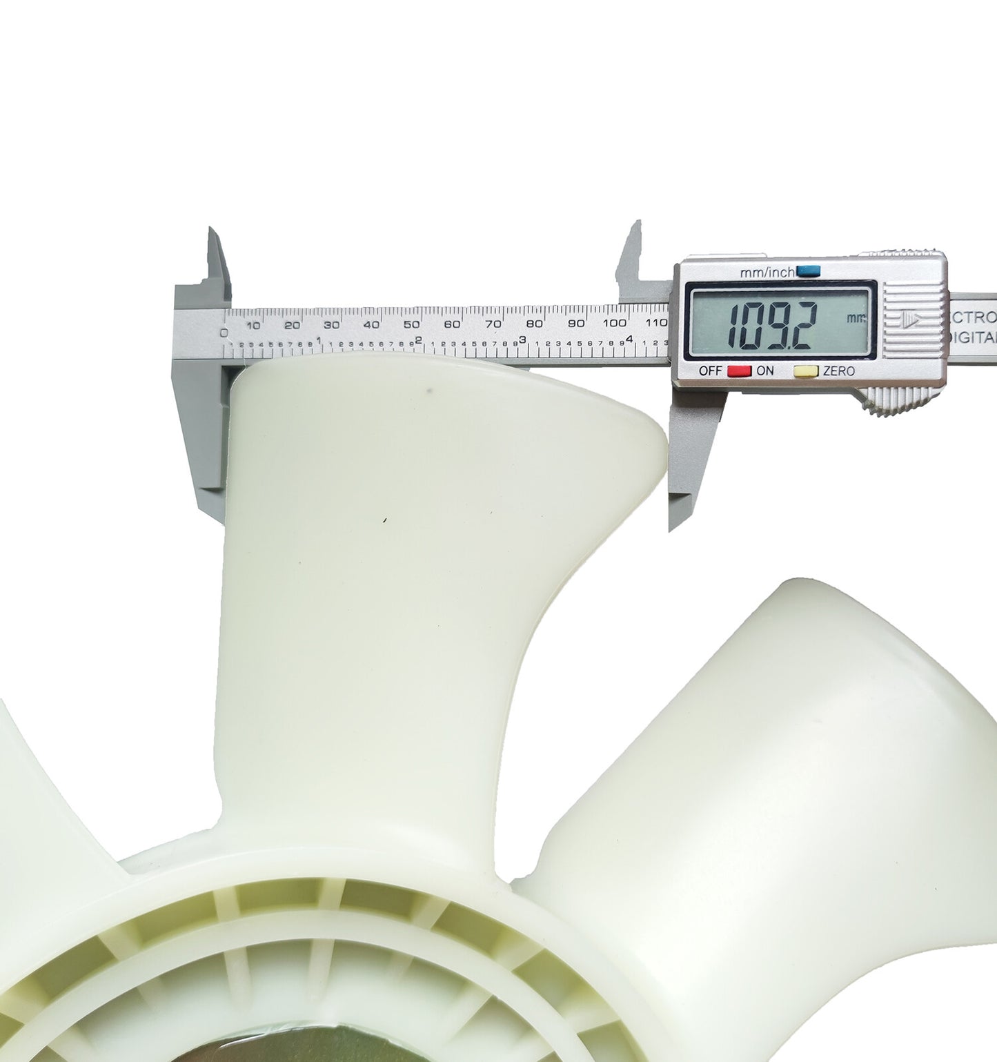 16483-74110 Radiator Fan for Kubota Excavator KX121-3 KX161-3 KX057-4 KX040-4