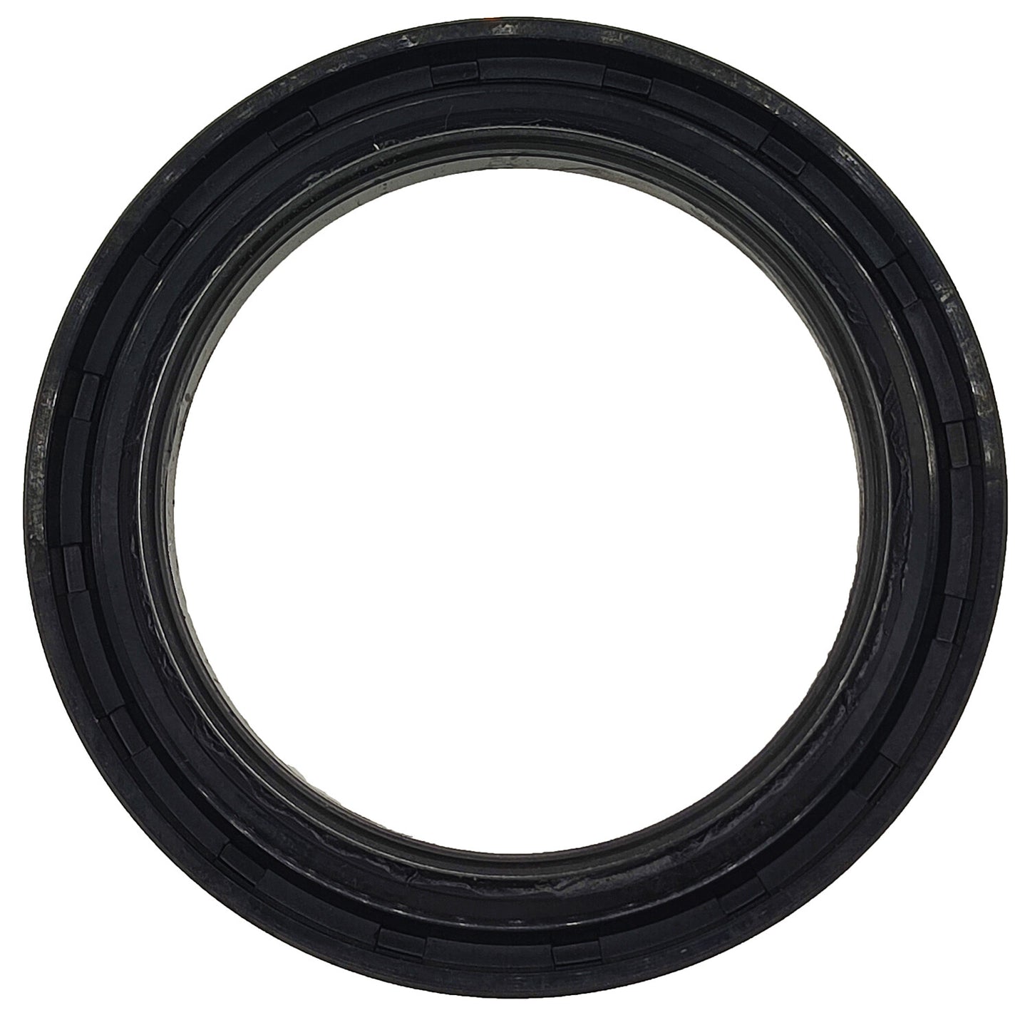 Front Axle Oil Seal 33670-43360 3021-0004 for Kubota Tractor M Series M954 M100