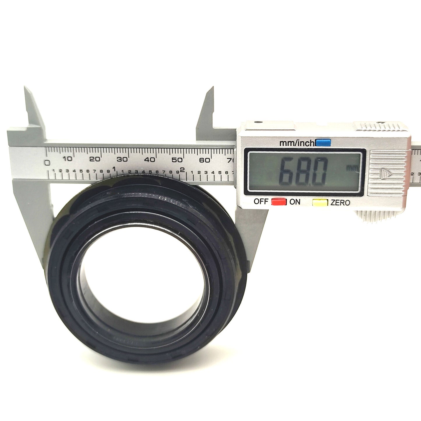 34070-13370 Front Axle Oil Seal for Kubota L4200DT L3830 L4300DT L4400H L4060