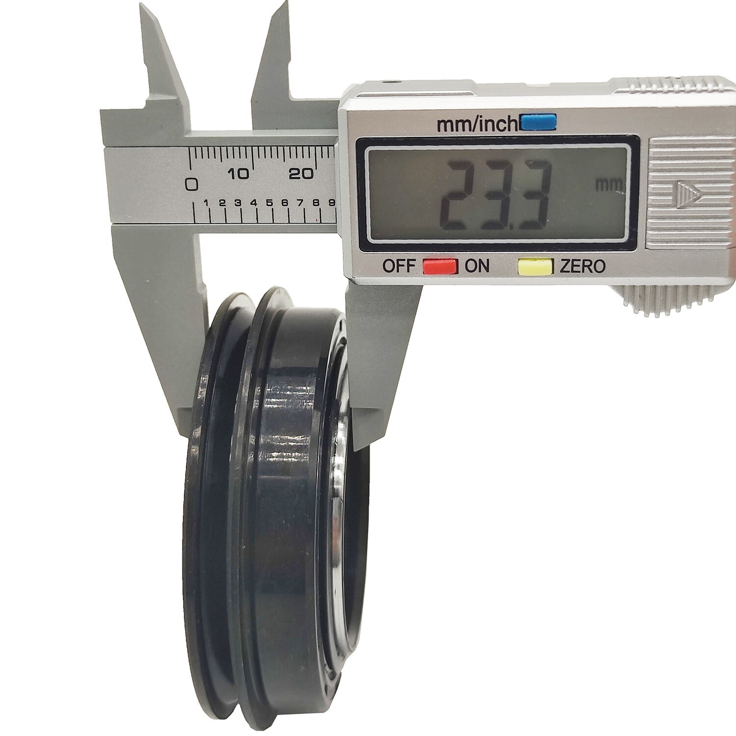 34070-13370 Front Axle Oil Seal for Kubota L4200DT L3830 L4300DT L4400H L4060