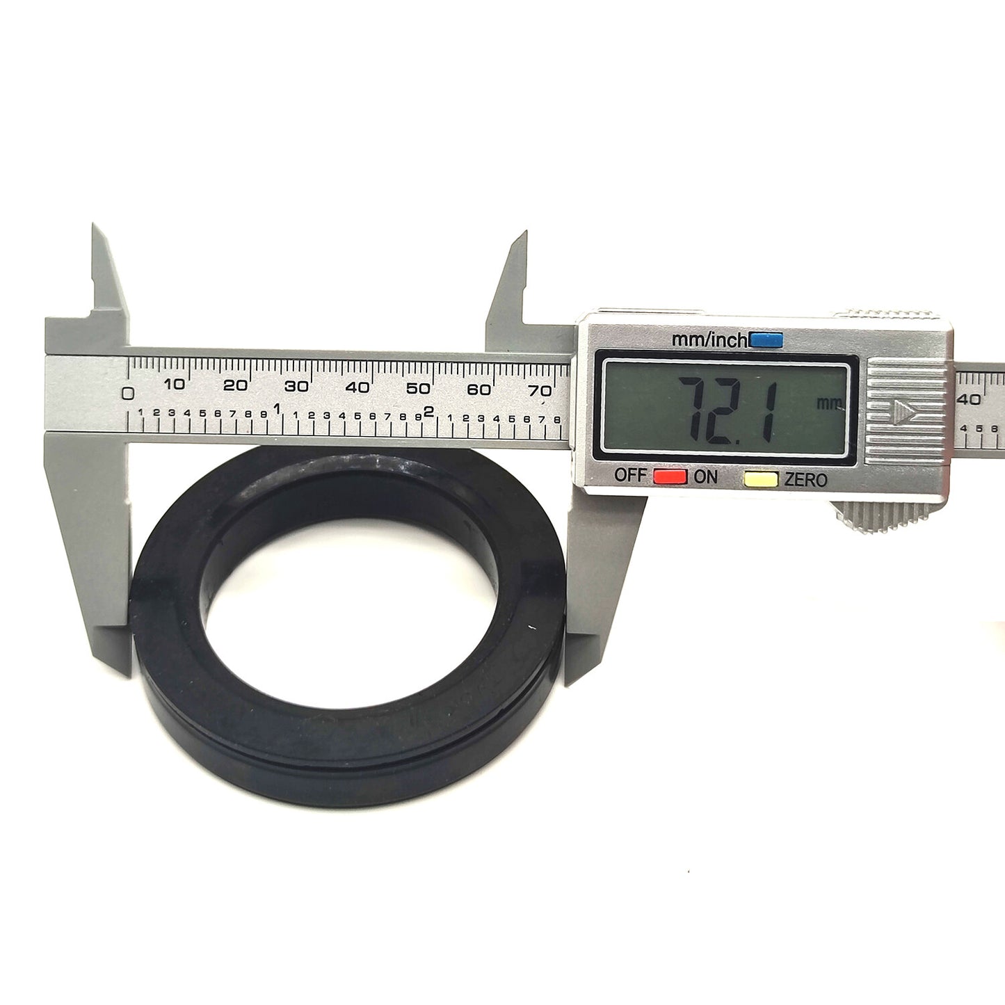 Oil Seal for Kubota M7040DT-1 M7040DTC-1 M7040DTHS M7040DTHS-1 M7040HDCC M7060HD