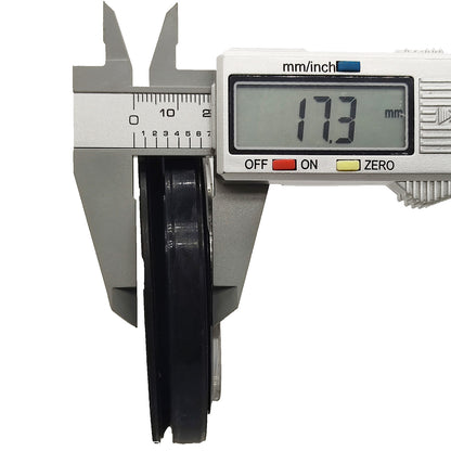 Front Axle Oil Seal 33670-43360 3021-0004 for Kubota Tractor M Series M954 M100